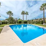 شقة 2 Bedrooms - Sleeps 4 - Garden And Pool With View بينهافيس