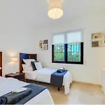 2 Bedrooms - Sleeps 4 - Garden And Pool With View *
