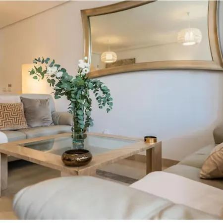 2 Bedrooms - Sleeps 4 - Garden And Pool With View Appartamento Benahavís