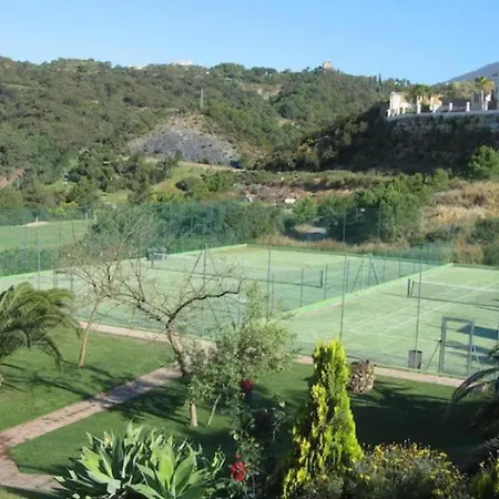 2 Bedrooms - Sleeps 4 - Garden And Pool With View بينهافيس